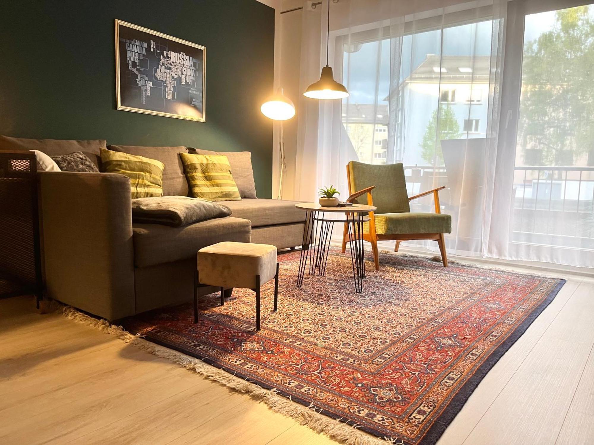 Living At Saarpartments -Adultsonly- 2 Bedrooms, Kitchen - Business & Holiday Apartments For Long- And Short Term Stay, 3 Min To Train Station, Secure E-Bike Parking! Саарбрюккен Экстерьер фото